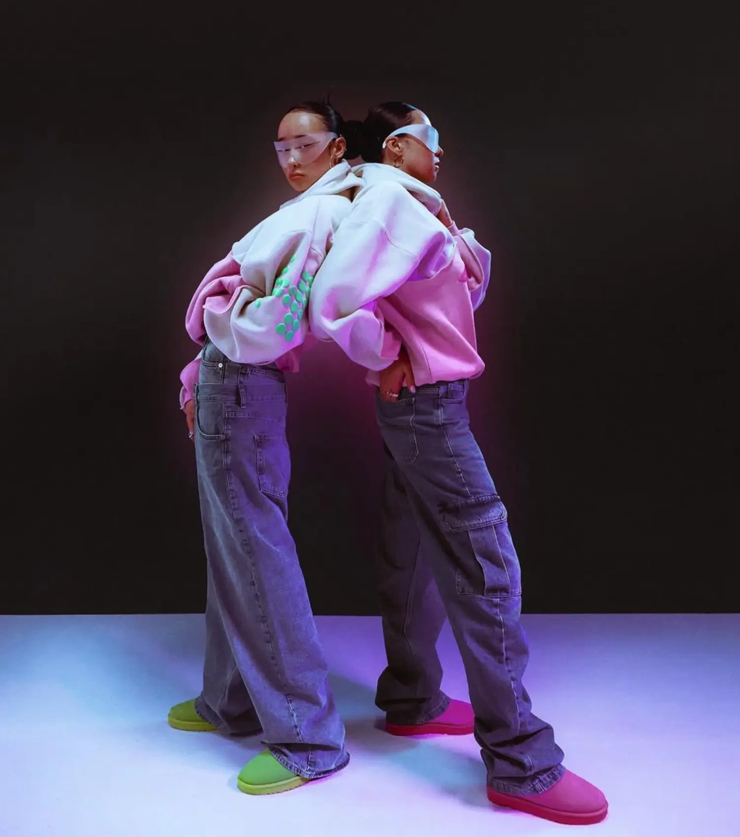 Huni Look Book — two models in pink knitwear