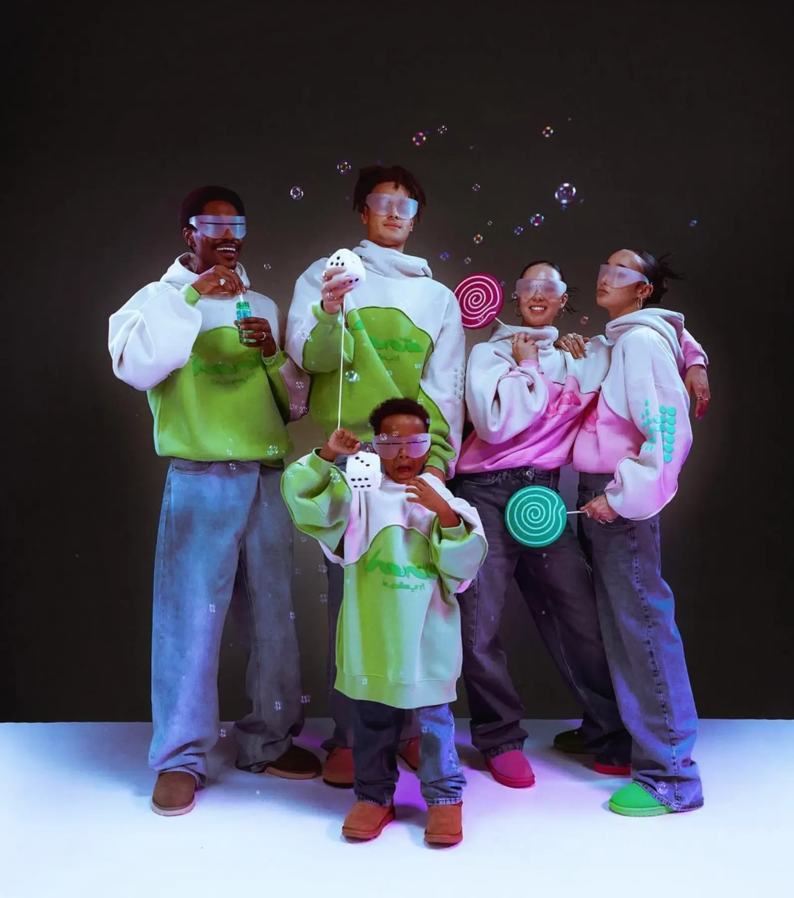 Huni Look Book — group portrait with bubbles